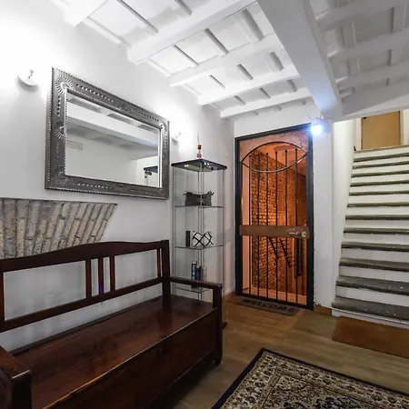 Castel Sant'Angelo Apartments - Exclusive & Luxury-2
